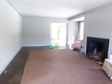 an undecorated room